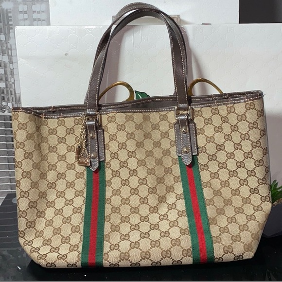 Authentic Gucci Sherry Line Charm Bag - Picture 3 of 16